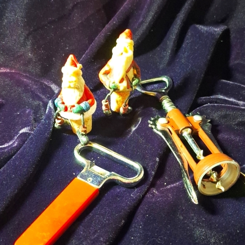 Santa wine stoppers and cork screws
